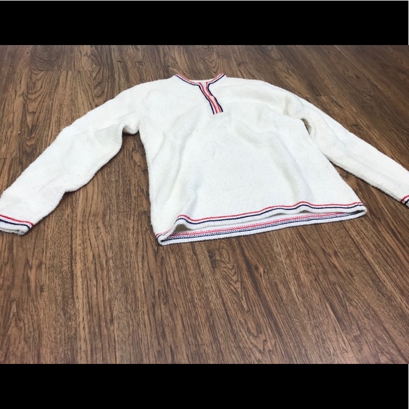 Women’s Sweater - Picture 1 of 6